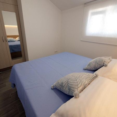 Apartments Maza 扎达尔 外观 照片