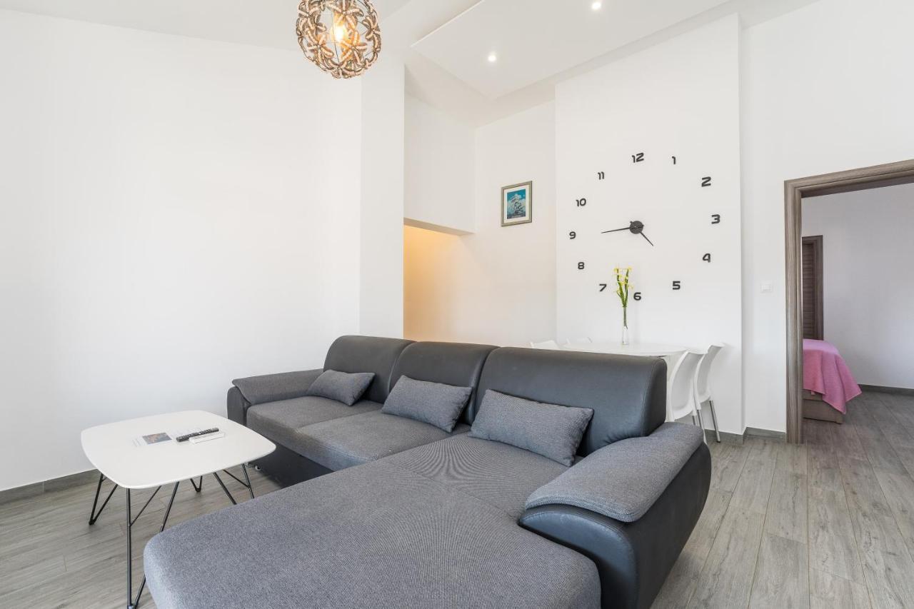 Apartments Maza 扎达尔 外观 照片