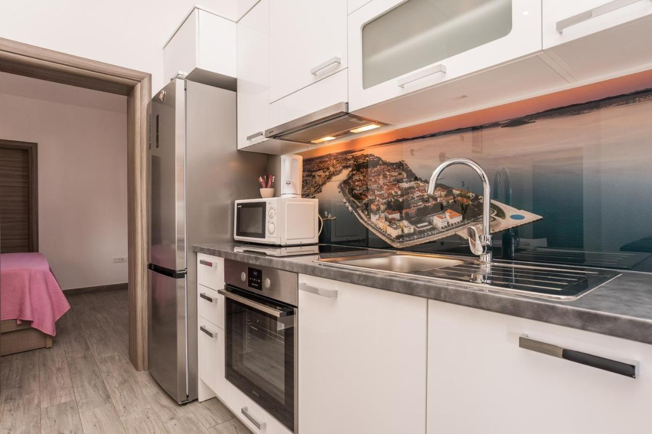 Apartments Maza 扎达尔 外观 照片
