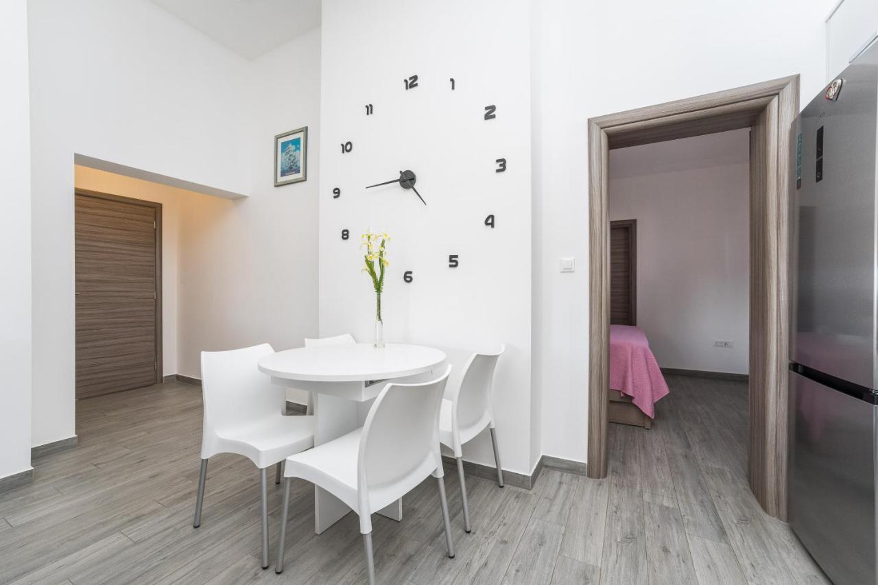 Apartments Maza 扎达尔 外观 照片