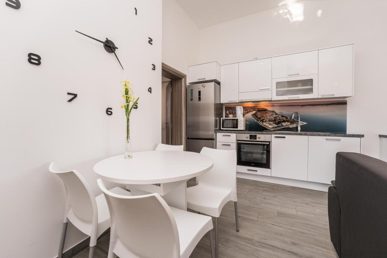 Apartments Maza 扎达尔 外观 照片