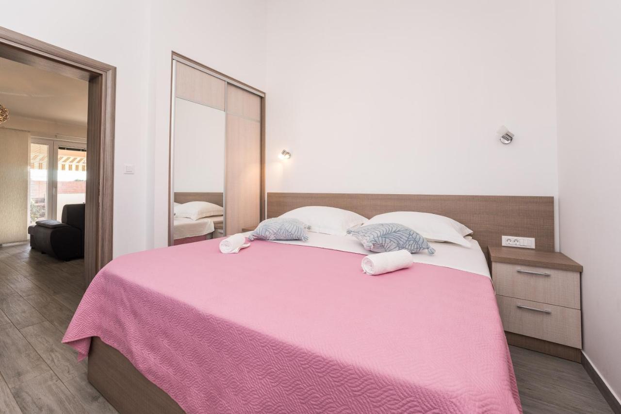 Apartments Maza 扎达尔 外观 照片