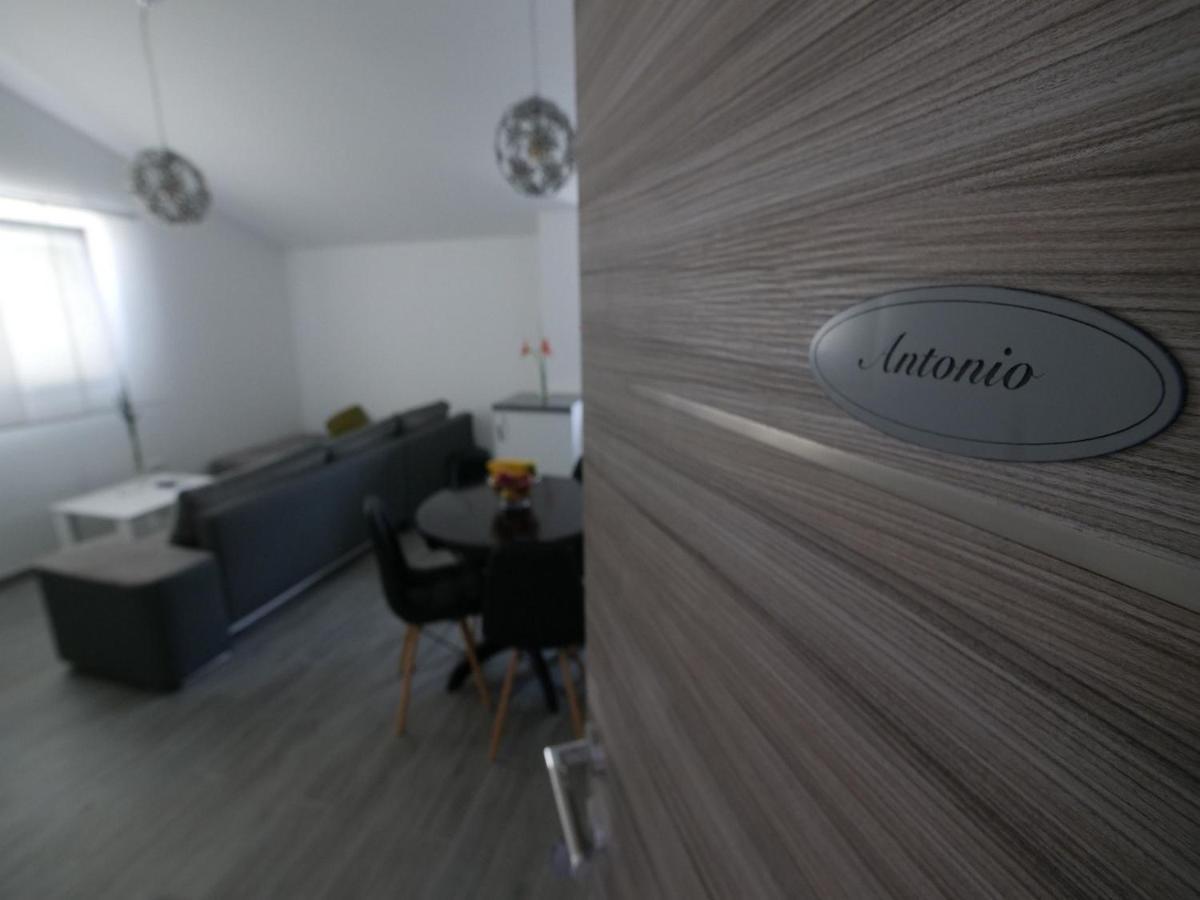 Apartments Maza 扎达尔 外观 照片