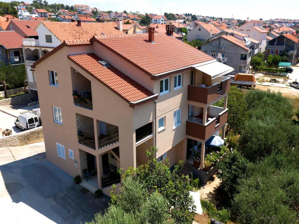 Apartments Maza 扎达尔 外观 照片