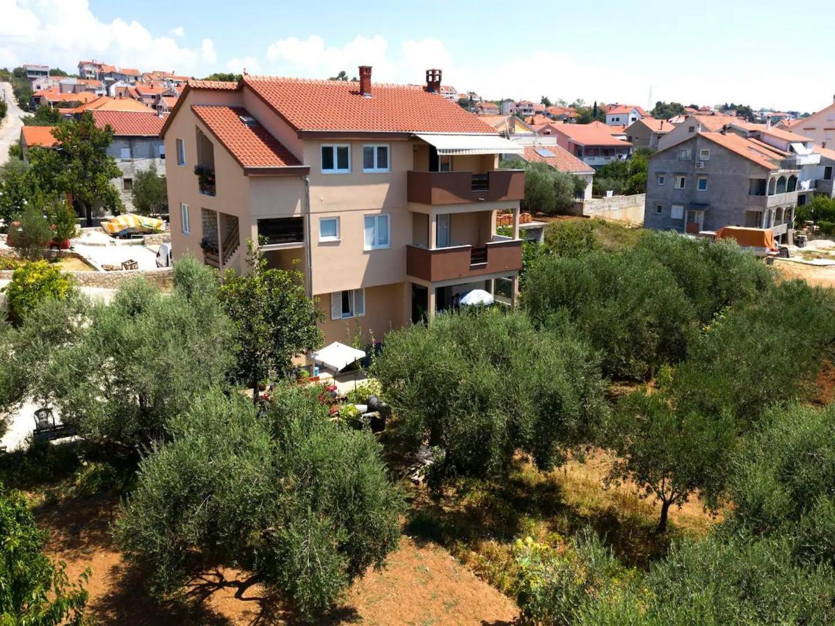 Apartments Maza 扎达尔 外观 照片