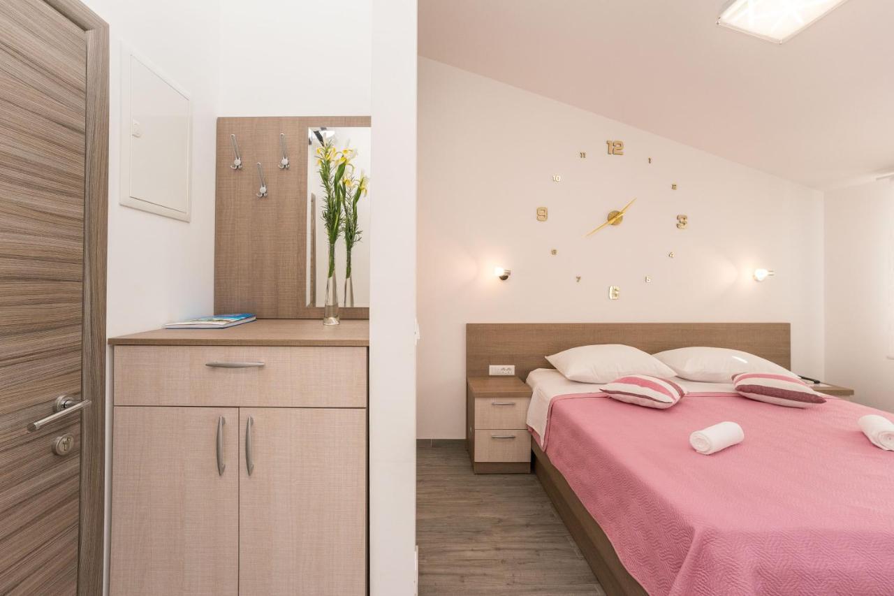 Apartments Maza 扎达尔 外观 照片