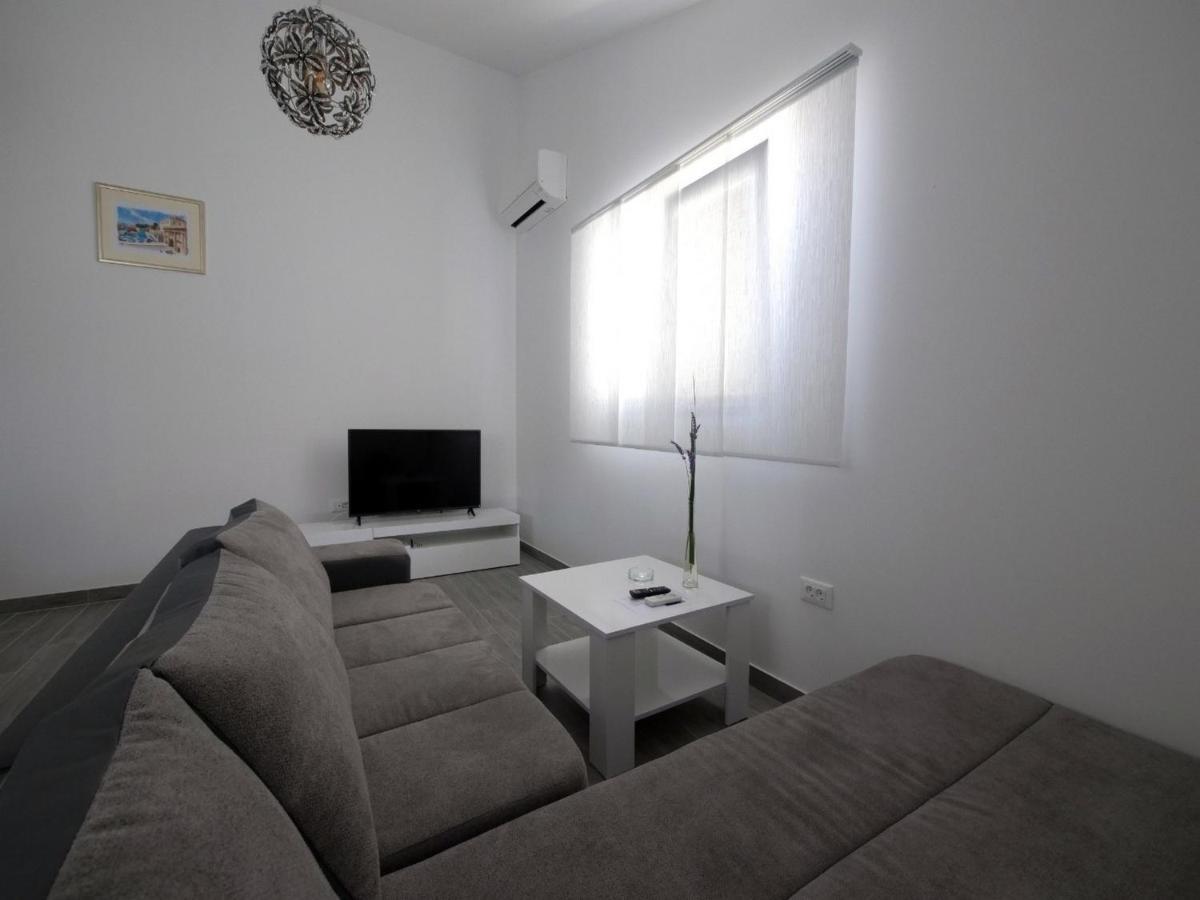 Apartments Maza 扎达尔 外观 照片